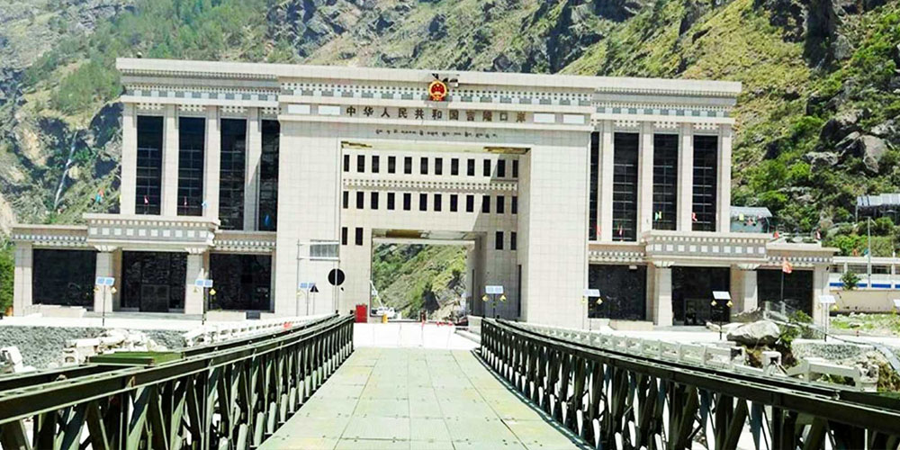 तीन दिनका लागि खुल्ने भयो तातोपानी नाका