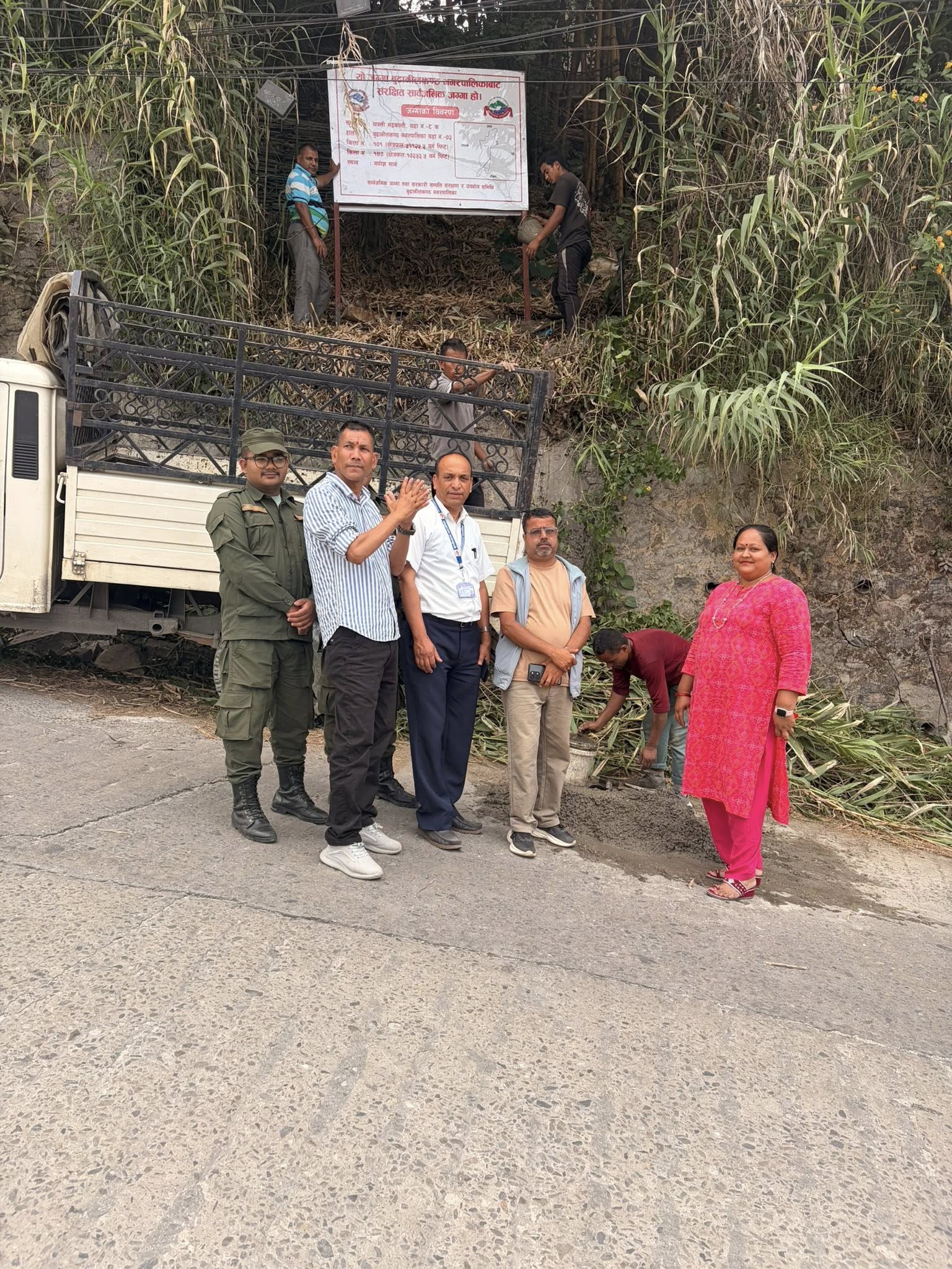बोर्ड राखियो, तर संरचना हटेन: चपलीको सार्वजनिक जग्गा विवाद