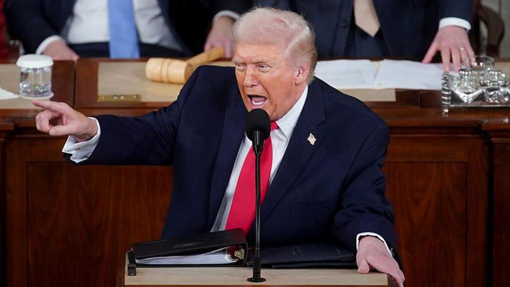 ट्रम्पको १०८ मिनेट: 'स्टेट अफ द युनियन' का मुख्य बुँदाहरू