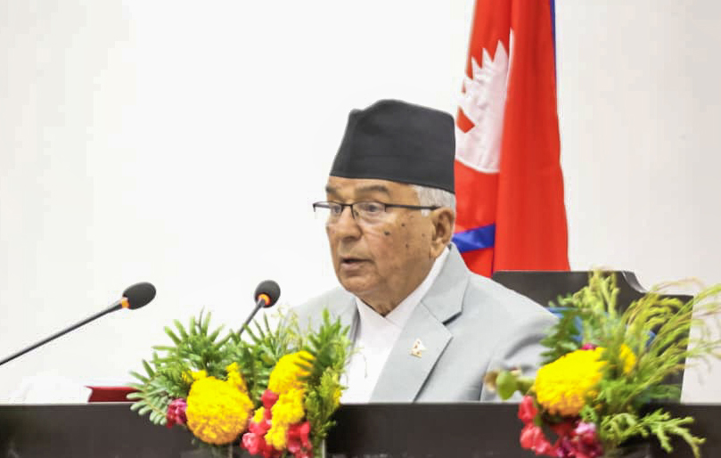 राजनीतिक दलको गतिविधिमा संलग्न भए कर्मचारी अयोग्य ठहरिने